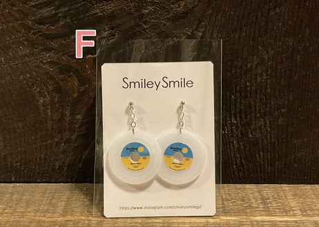 溝ありレコード ピアス
