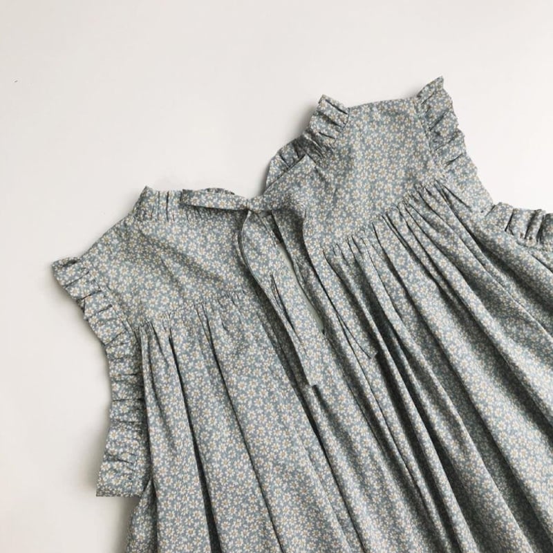 2WAY〉うしろスモッキングのブラウス・うしろリボンのギャザーブラウス