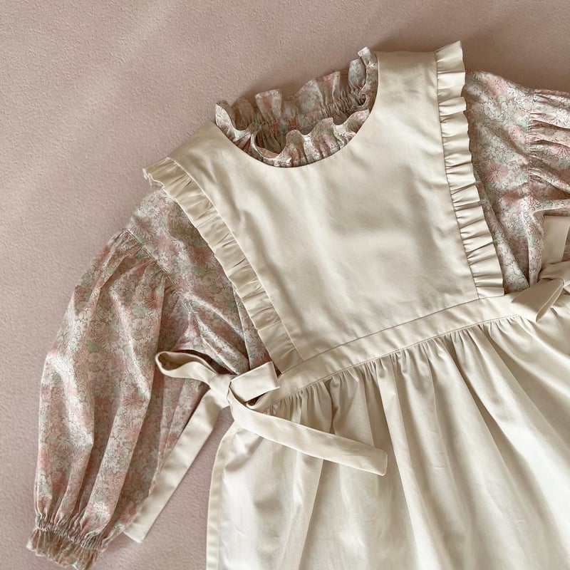 ゆうゆうさま　オーダーページ　エプロンドレス　ダブリエ シュクルタブリエ（エプロンワンピース）型紙 | akino pattern