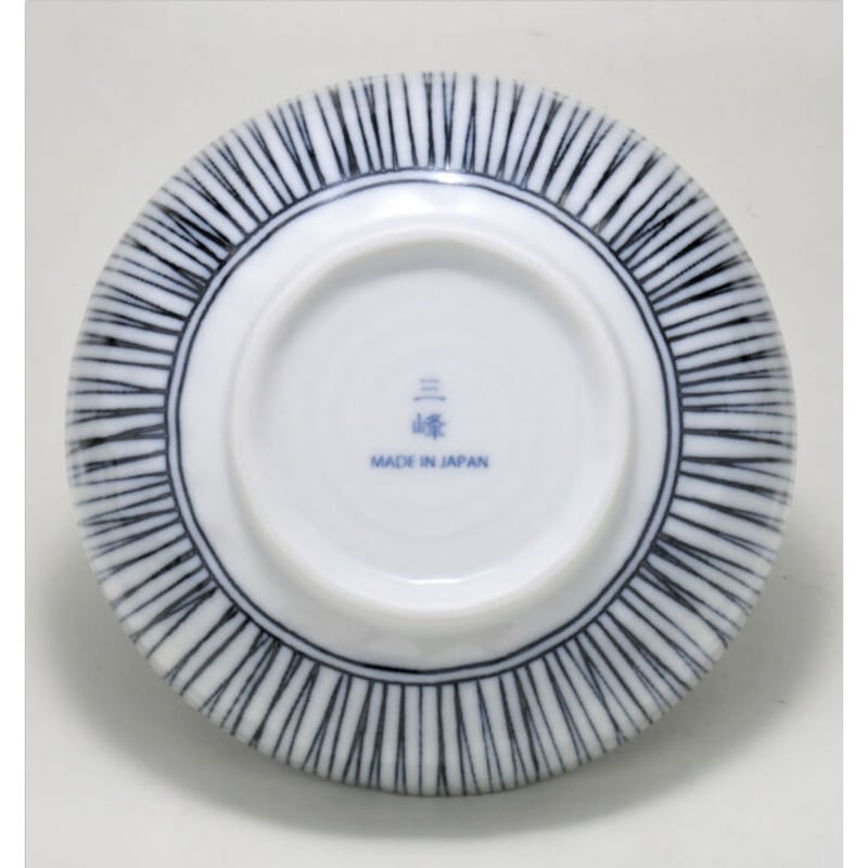 細十草 4.5寸(13.5cm)三角小鉢 (磁器) (美濃焼) | ヤマニシ西尾陶器