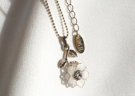 christmas rose necklace