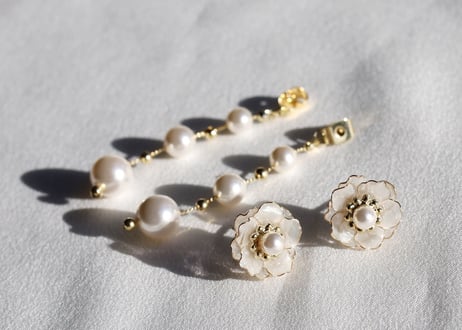 Snow flower pierce/earring