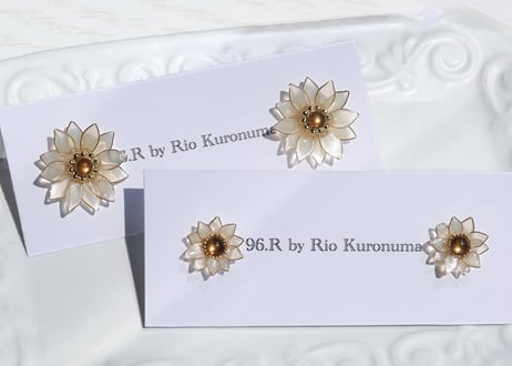 sunflower cabochon pierce/earring