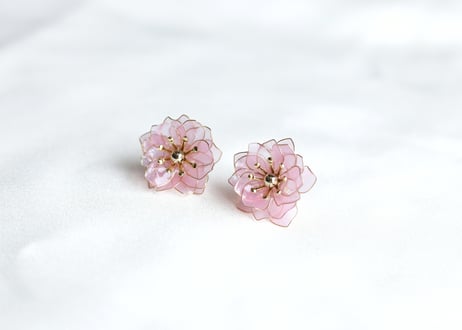 ももひらりpierce/earring
