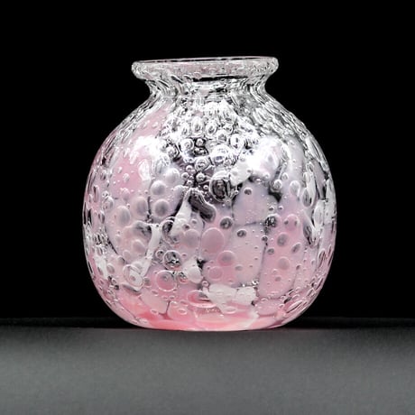 銀座 WAKO で購入 ピンク 系 ガラス花瓶