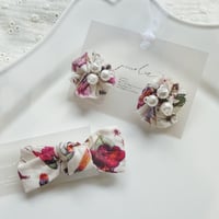 【親子おそろいアイテム】フラワーピアス&リボンのミニヘアクリップ
