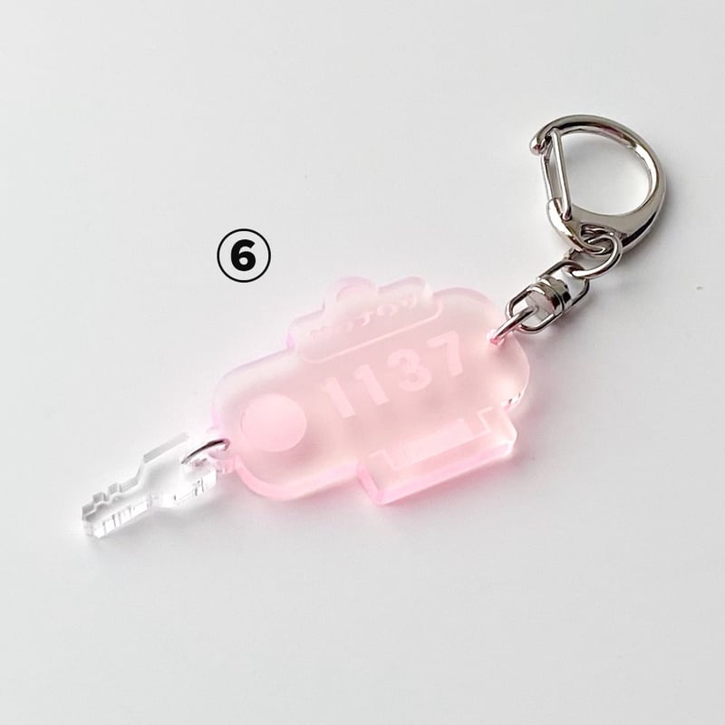 ハンドメイド】アクリルロッカーキー | サウナウサヤサン