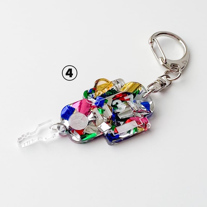 ハンドメイド】アクリルロッカーキー | サウナウサヤサン