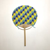 房州うちわ [千鳥] 黄色系 / Round Fun -Traditional Japanese Pattern CHIDORI-