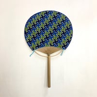 房州うちわ [千鳥] 黒系 / Round Fun -Traditional Japanese Pattern CHIDORI-