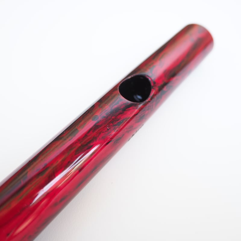 赤い篠笛 篠笛shiro ｢緋流｣ ドレミ調 七穴 赤色 | 篠笛 shiro