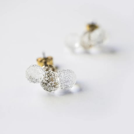 ピアス　トリオ