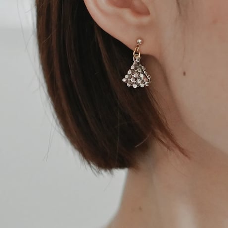 ピアス　ルクス