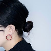 ピアス（片耳）レッド　titanium pierce TI-P2