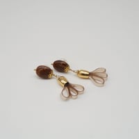 ピアス　Bonbons Noel Tassel （ブラウン）