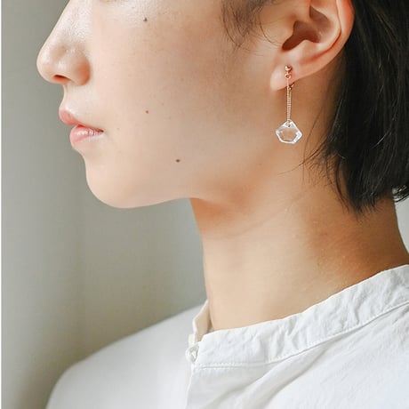 ピアス　ダイヤモンドカレット