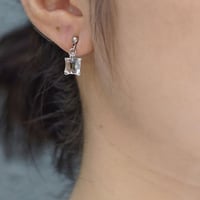 ピアス　ムーンライト