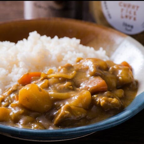 みんなのおいしいカレー　＜小麦粉不使用、植物性油仕様＞　新潟産米粉を使ったルゥ