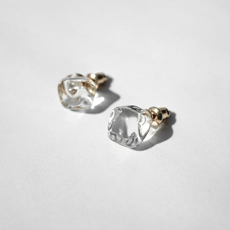 ピアス　フロート