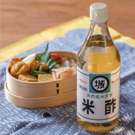 天然名水育ち 米酢（こめず）