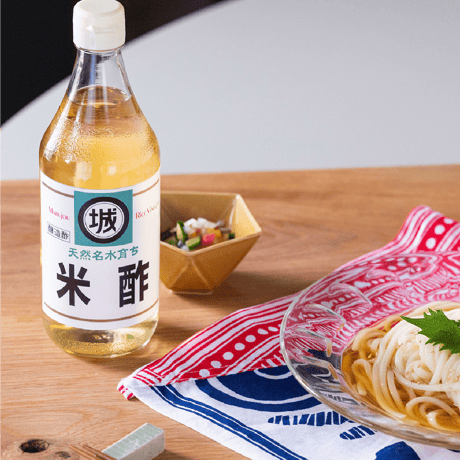 天然名水育ち 米酢（こめず）
