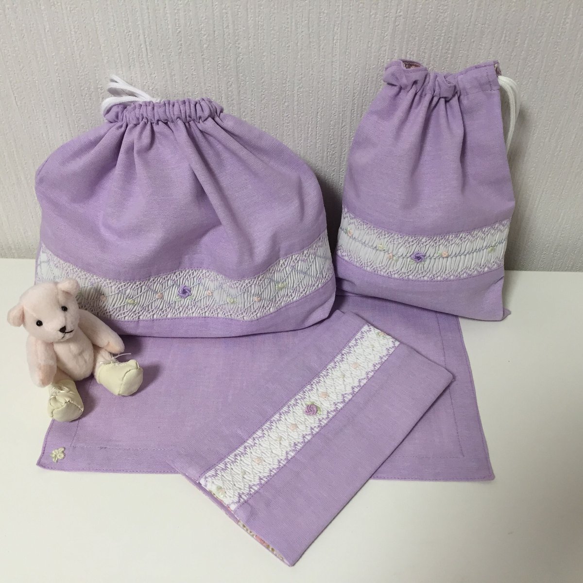 スモッキング刺繍 オーダー品 お弁当袋+コップ袋+ランチョン スモッキング刺繍 オーダー品 お弁当袋+コップ袋+ランチョン