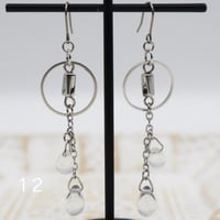 卒4-12　しずくピアス（ステンレス）