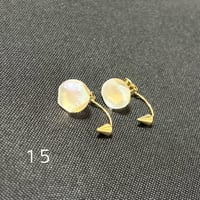 卒4-15　オーロラガラスピアス