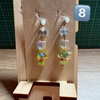 卒6-8　ゴールドな王冠のイヤリング