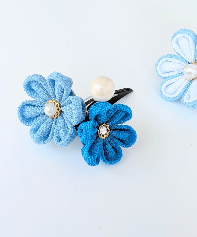 七五三 髪飾り 3歳向け｜つまみ細工 夢菜-ゆな-＜うさぎ×水色＞｜晴れ