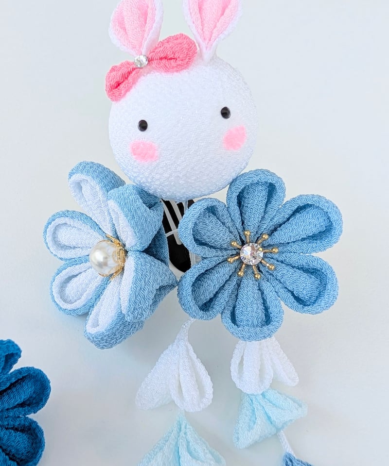 七五三 髪飾り 3歳向け｜つまみ細工 夢菜-ゆな-＜うさぎ×水色＞｜晴れ