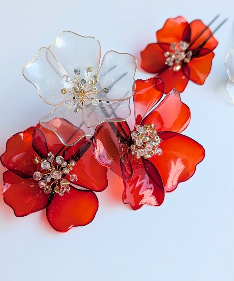 成人式・卒業式 髪飾り｜カメリア・椿-つばき-＜赤＆白＞｜和モダンな