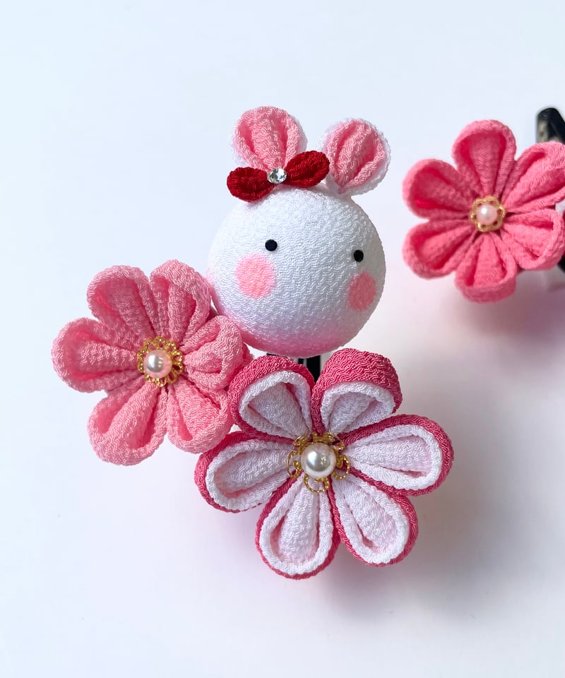 縮緬細工ハンドメイドうさぎの七五三お正月飾りにも
