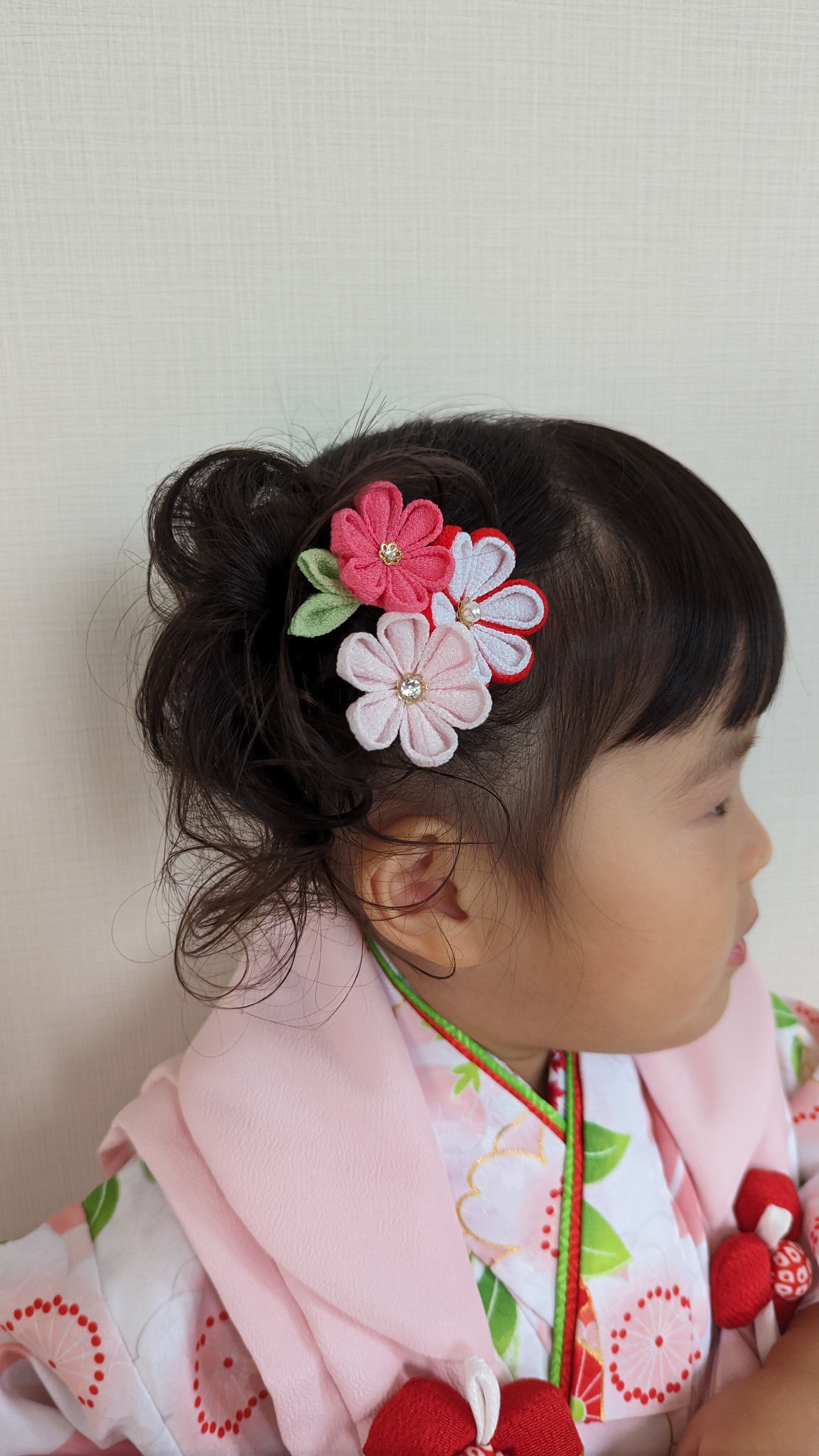 七五三 髪飾り｜つまみ細工 彩羽‐いろは‐＜薄桃＞｜ふんわり可憐に咲く