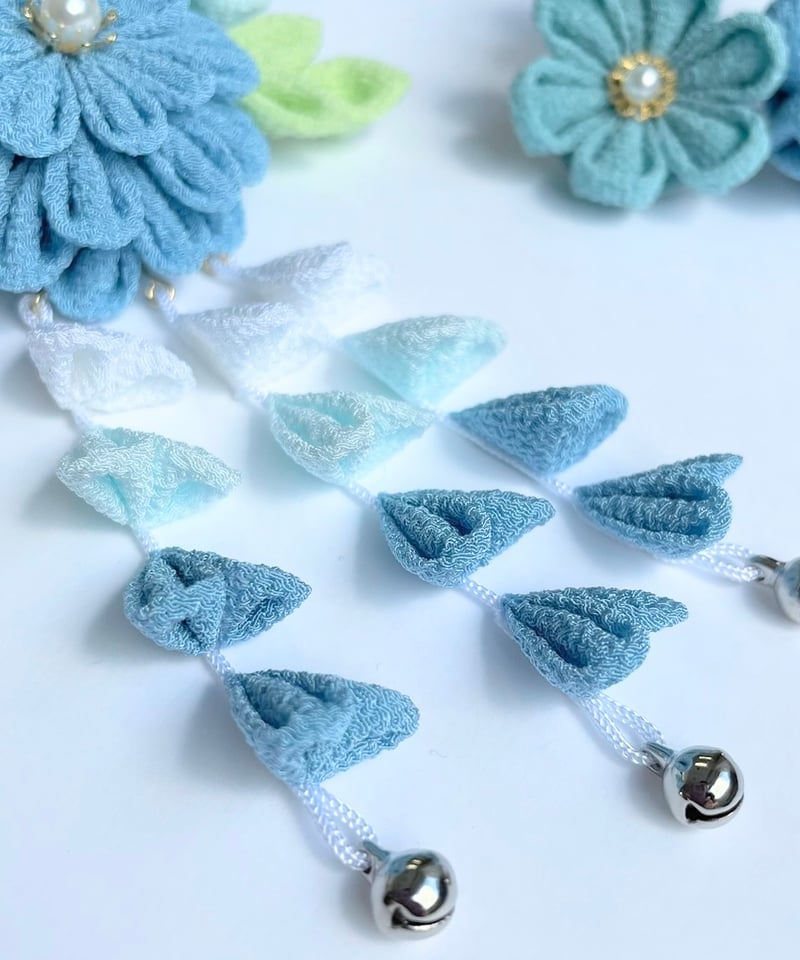 七五三髪飾り3歳·7歳向け｜つまみ細エ 彩羽-いろは-＜ 水色＞｜んだ