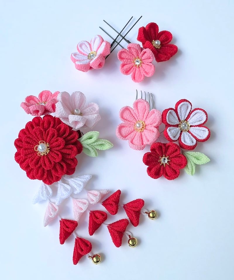 七五三 髪飾り｜つまみ細工 彩羽-いろは-＜赤＞｜晴れの日に映える