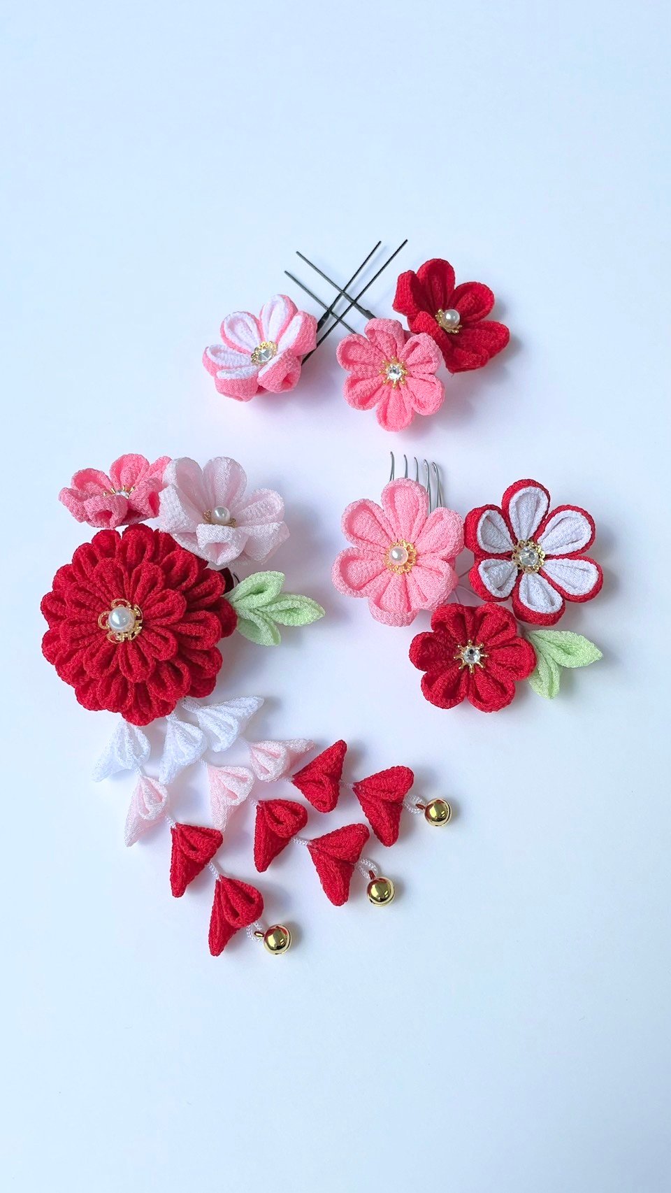 七五三 髪飾り｜つまみ細工 彩羽-いろは-＜赤＞｜晴れの日に映える