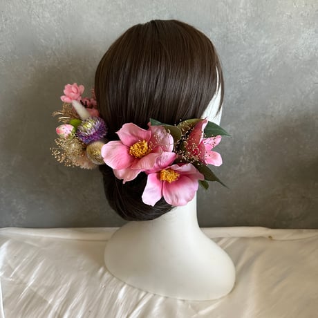 あべ様order髪飾り♡ 🫧しゃぼんだま色の、つまみ細工髪飾り🫧 様々な色とラメが見え隠れ