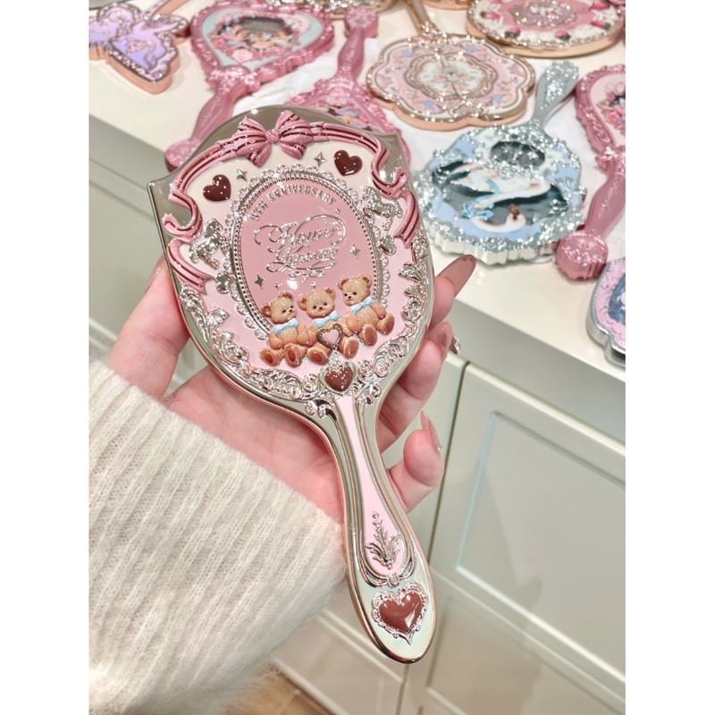 【新品6点セット】フラワーノーズ　スワンバレエ　手鏡＆チーク＆メイクブラシ＆口紅 FlowerKnowsフラワーノーズ スワンバレエコスメセット | C♡C ChinaCos