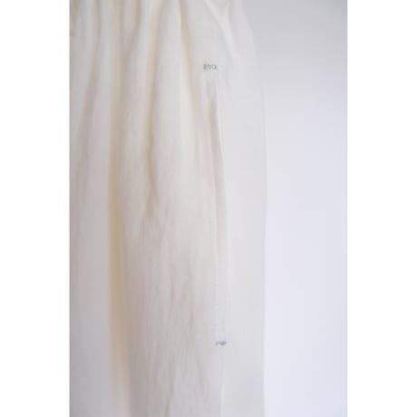 KINTOTO pants / ecru