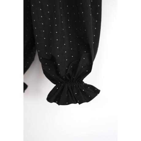 Twinkling / black
