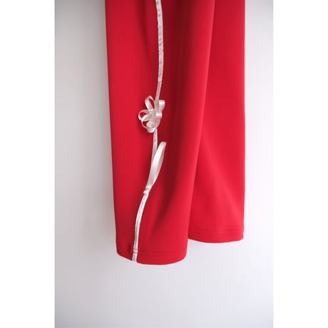 castanet / Red
