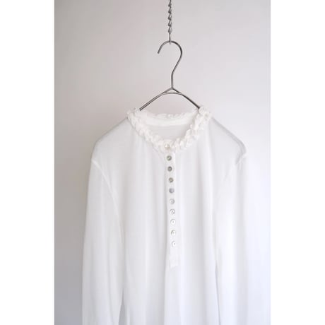Dix / white