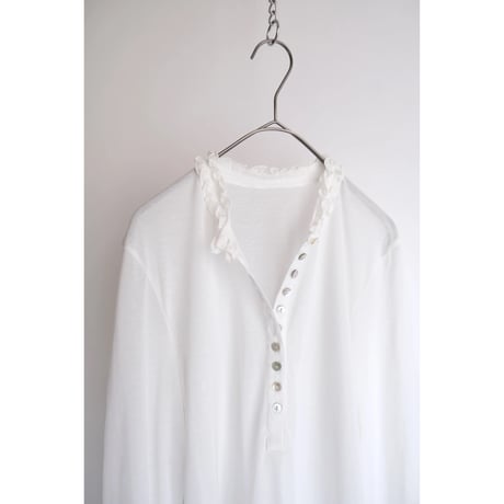 Dix / white