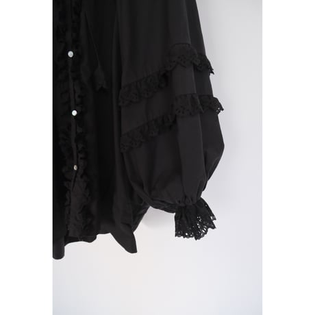 chantilly / black