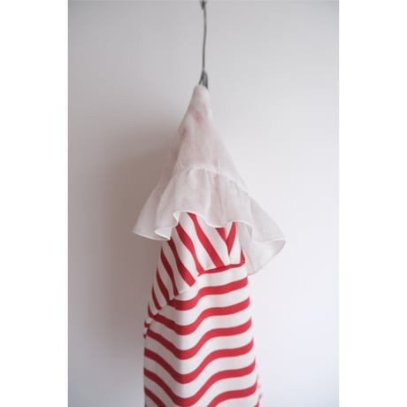 yacht / red