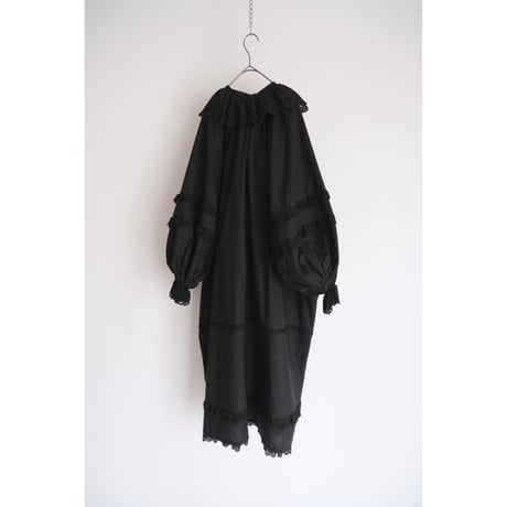 chantilly dress / black