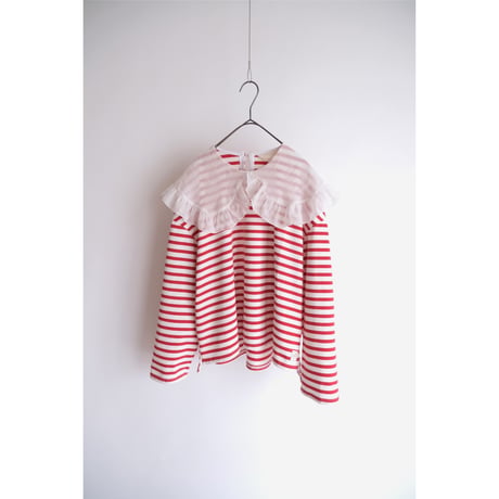 yacht / red