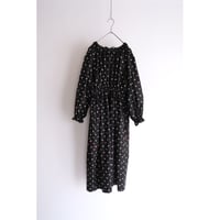 Sister  /  polkadot   black