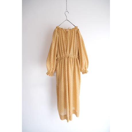 Sister  /  yellow